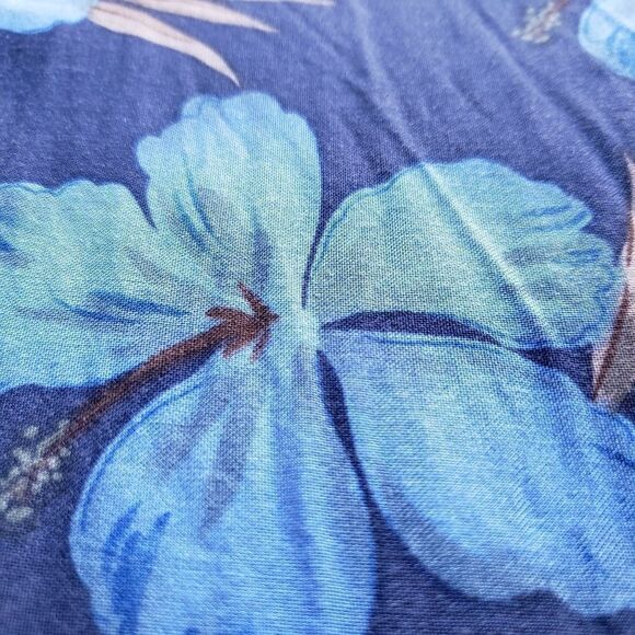 HAWAIIAN button up shirt - Picture 10 of 10